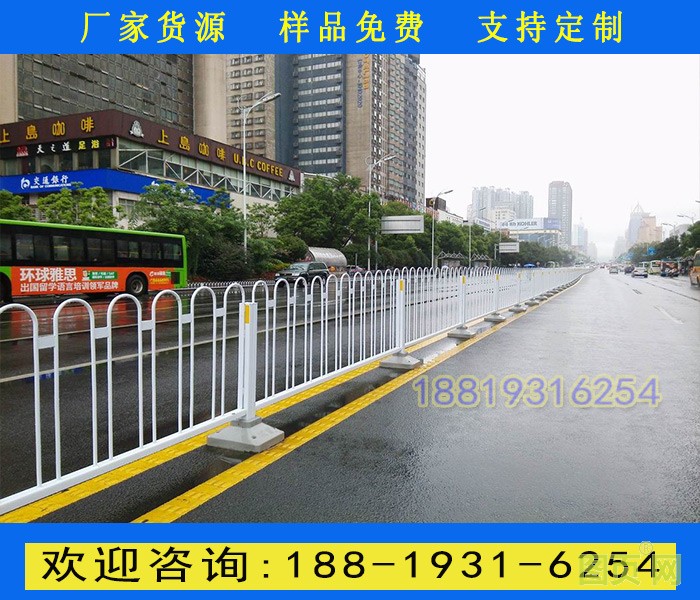 市政護(hù)欄17