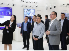 智慧城市建設(shè)、城市轉(zhuǎn)型發(fā)展 慶陽(yáng)市長(zhǎng)一行參觀(guān)考察大華股份
