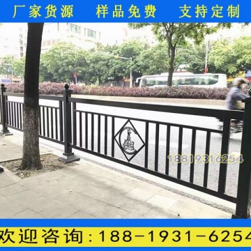 廣州人行道圍欄生產(chǎn)廠家 市政道路欄