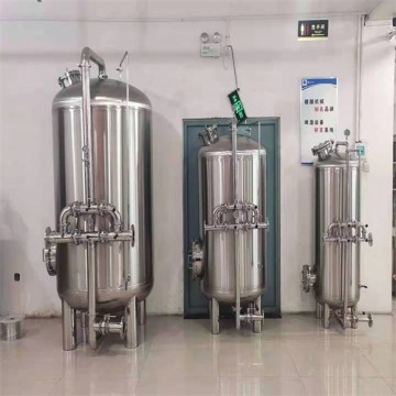蓬溪縣鴻謙軟化樹脂過濾器工業(yè)用樹