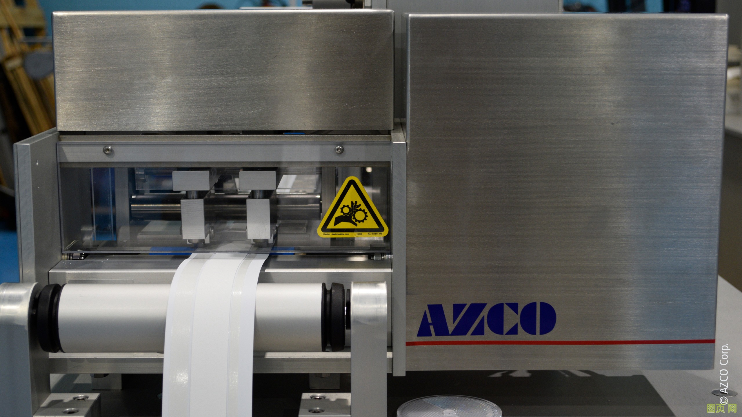 AZCO 的 Building Blocks of Automation 提供各種標準模塊，用于實現軋制、層壓、切割等卷材加工功能。 